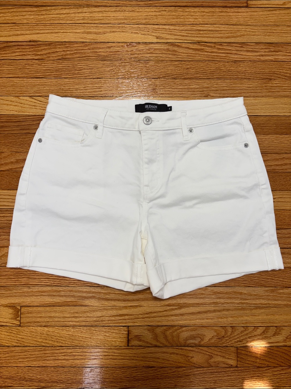 Hudson Los Angeles White Stretch Denim Cuffed Shorts Size 29 / 8